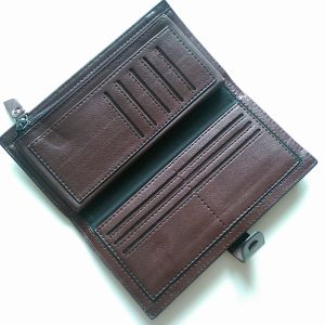 Клатч Prada коричневый с визитницей